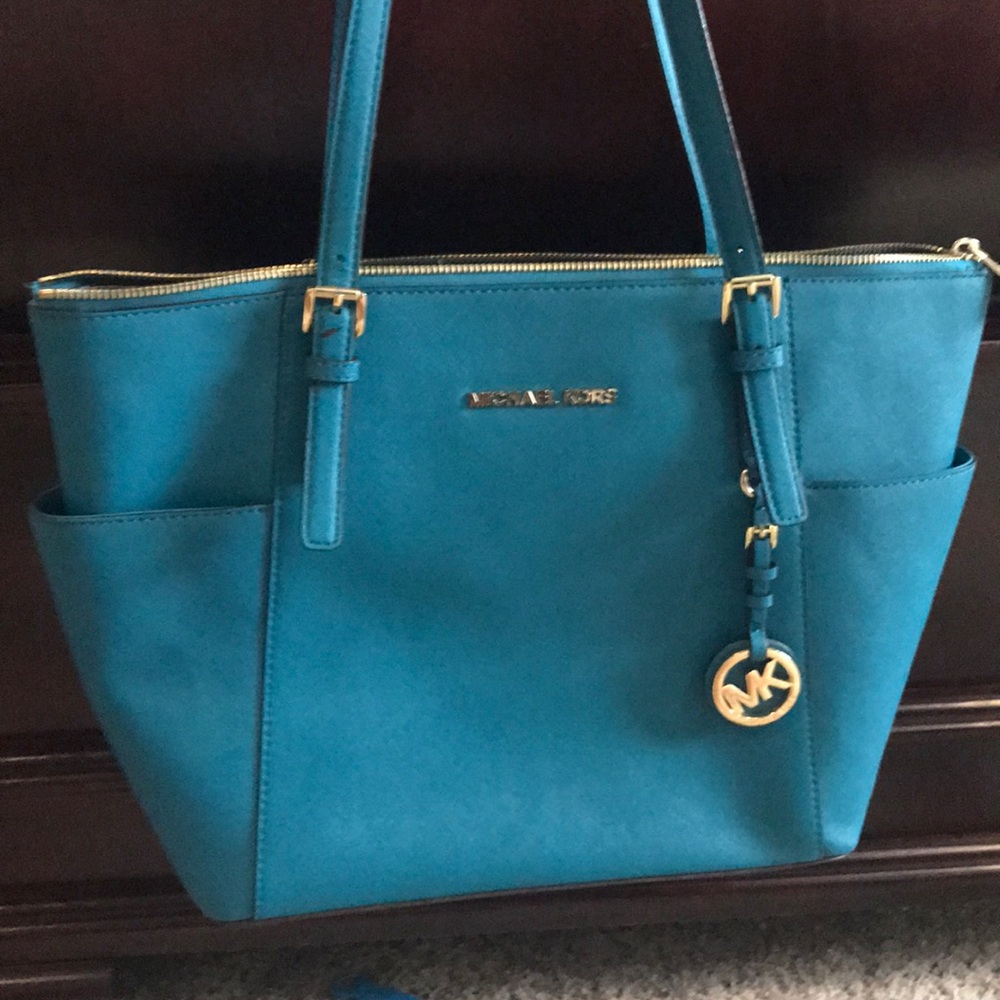Micheal Kors Handbag